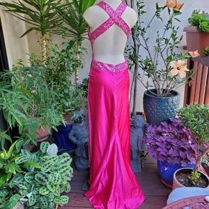 David & Johnny formal backless dress